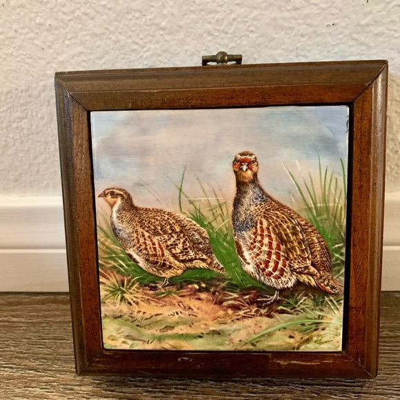 Framed hand painted tile/wood Quail plaque 6/6 inches - Picture 1 of 9